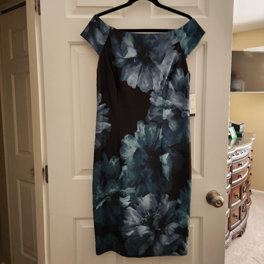 Off the shoulder SLNY dress